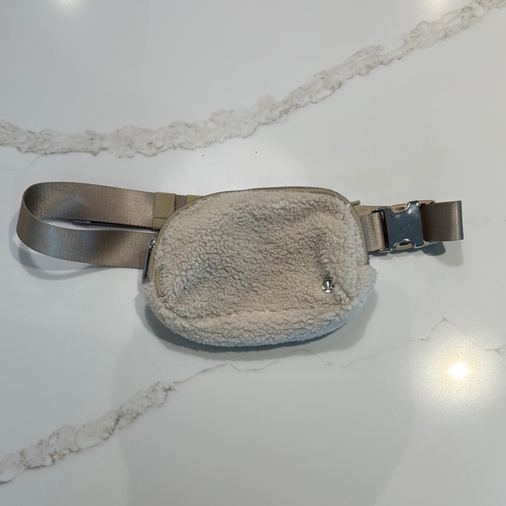 LuluLemon Cream Sherpa Belt Bag